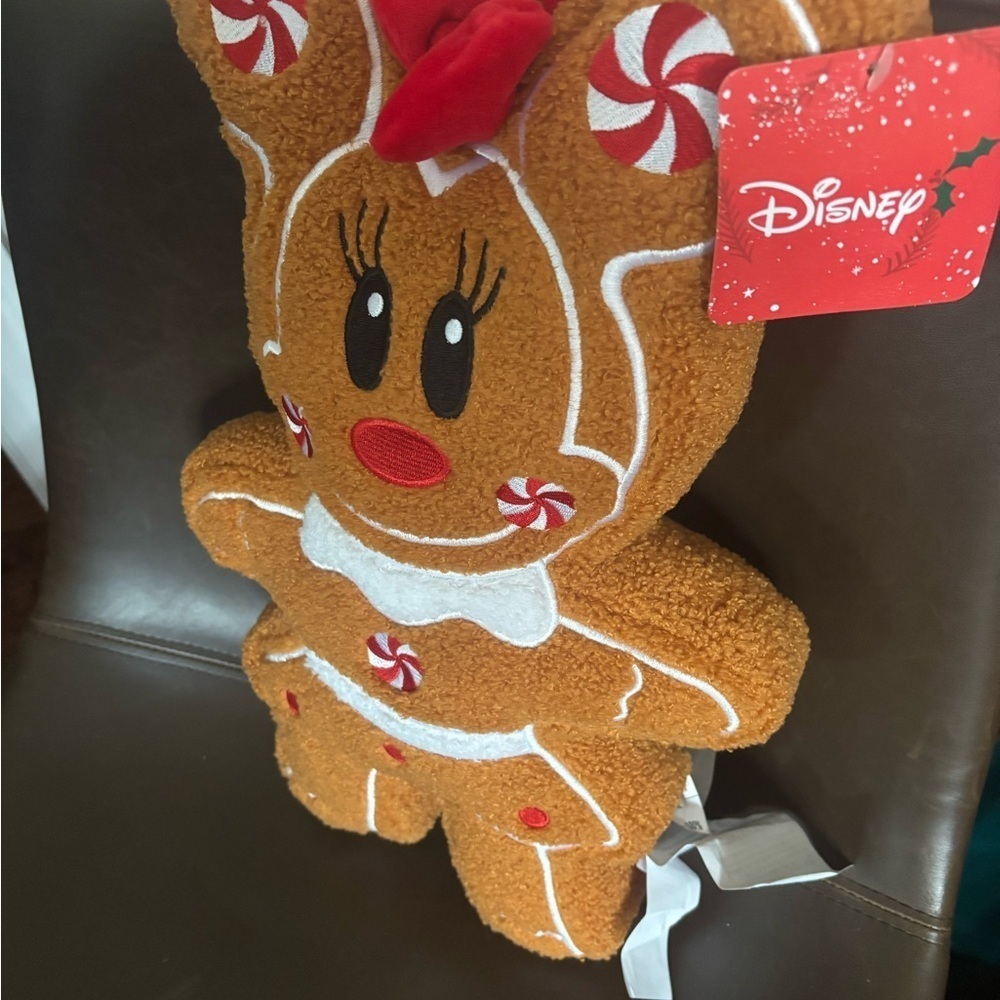 Disney Festive Minnie Mouse Gingerbread Plush/pillow. NWT - Picture 2 of 3